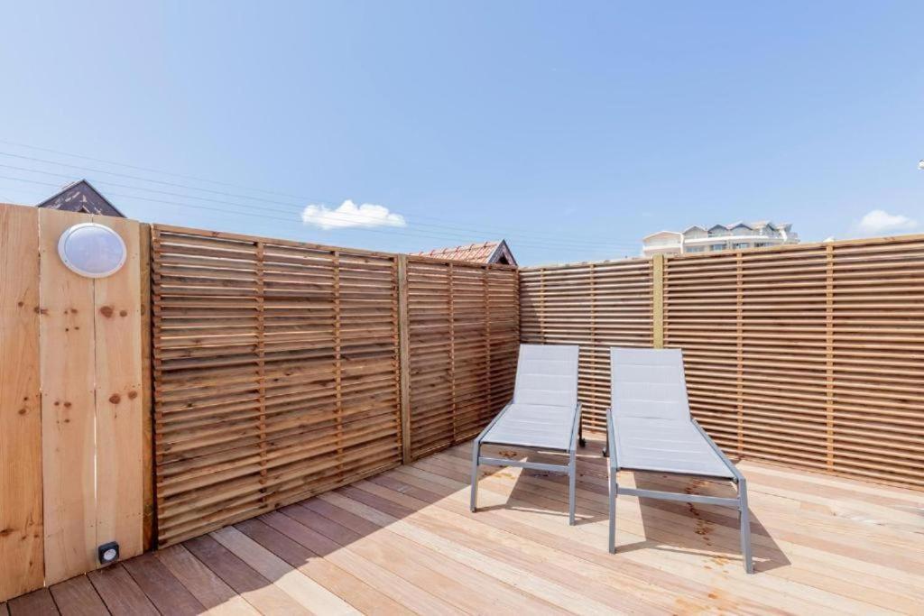 Residence Les Suites Du Port - By Le Saint Ferdinand Arcachon Exterior photo